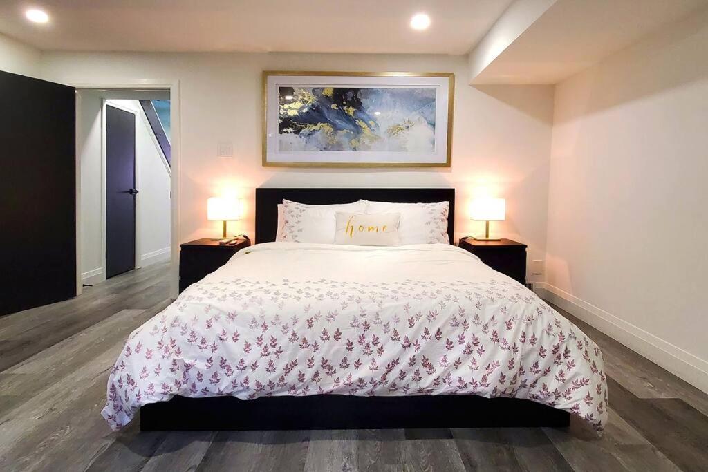 Renovated Guest Suite Near The Lake & High Park In Toronto! Exteriör bild