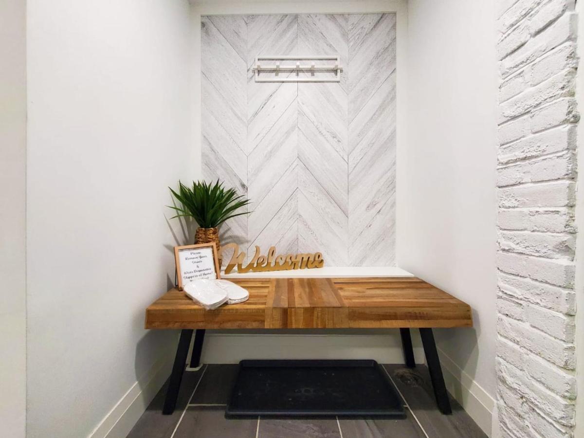Renovated Guest Suite Near The Lake & High Park In Toronto! Exteriör bild